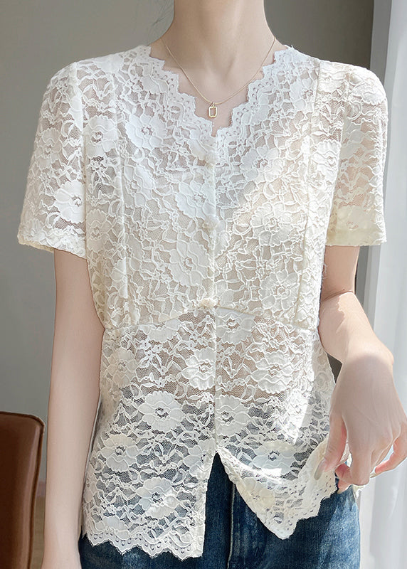 Well Tailored Shirt with a Graceful Silhouette