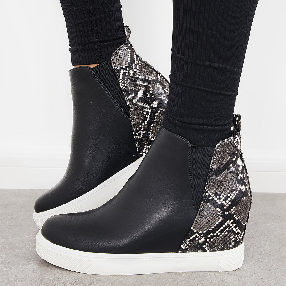 Graceful Orthopedic Sneakers for Modern Look