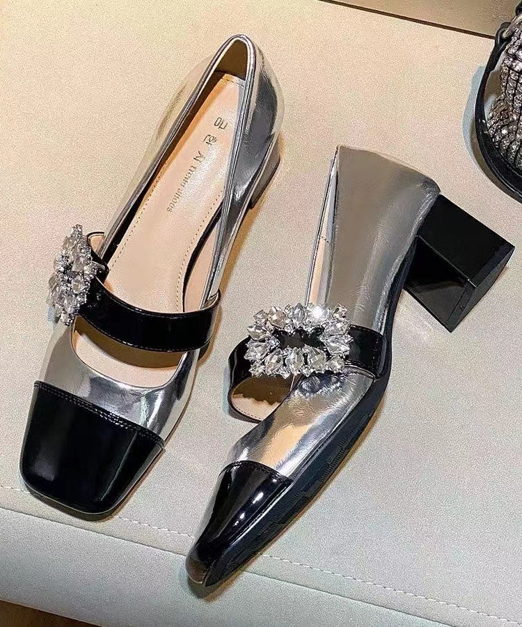 Graceful Orthopedic Shoes for Modern Look