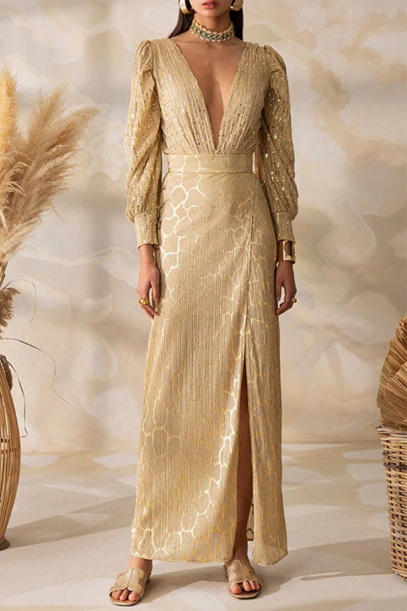A Vintage Style Dress with Delicate Timeless Details