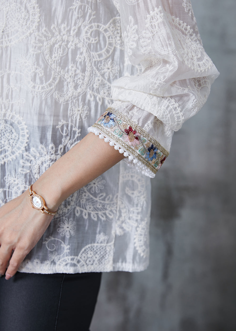Classic Vintage Shirt with a Flattering Fit