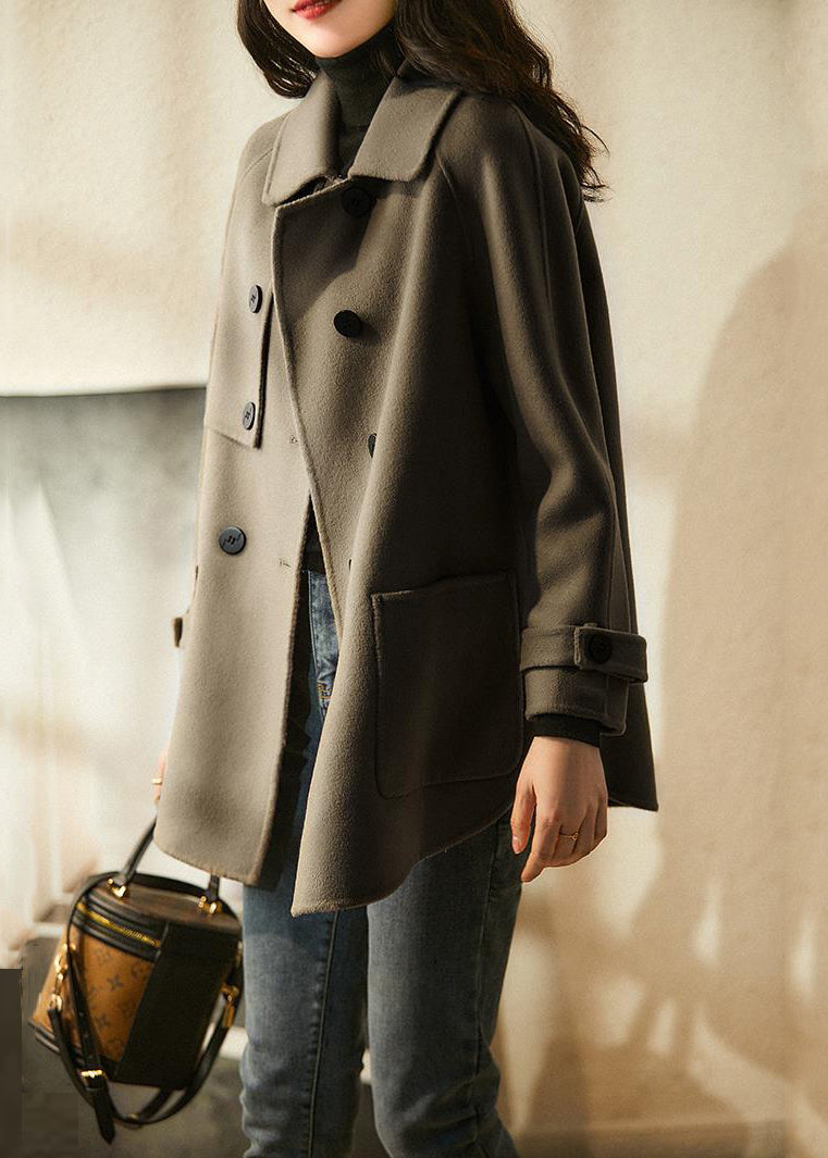 Classic Vintage Coat with a Flattering Fit
