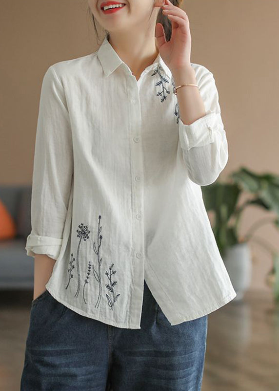 Well Tailored Top with a Graceful Silhouette