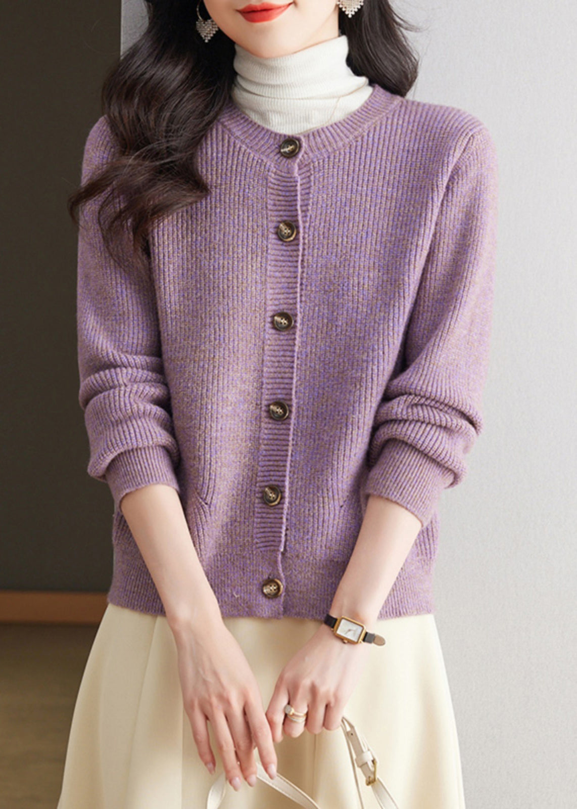 Gracefully Styled Cardigan for Any Occasion
