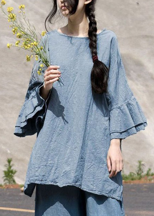 Classic Vintage Top with a Flattering Fit