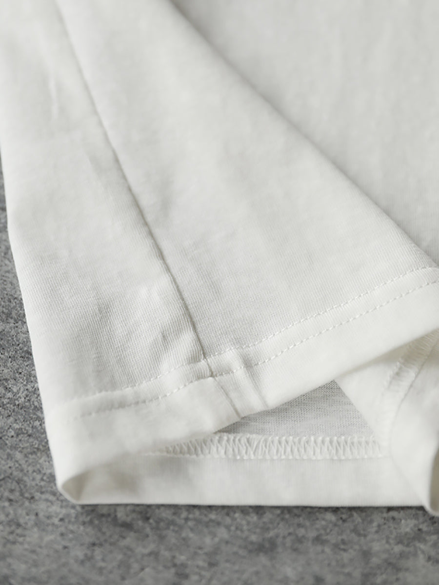 Classic Vintage Shirt with a Flattering Fit