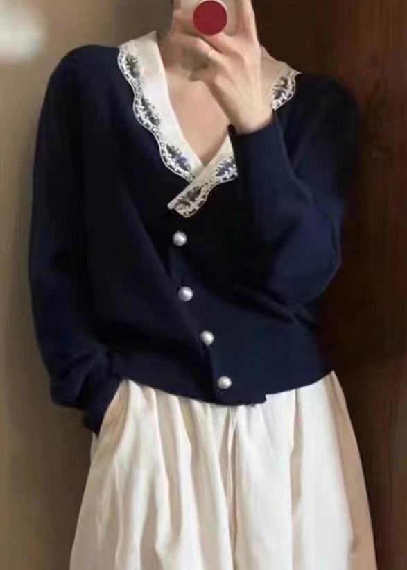 Gracefully Styled Coat for Any Occasion