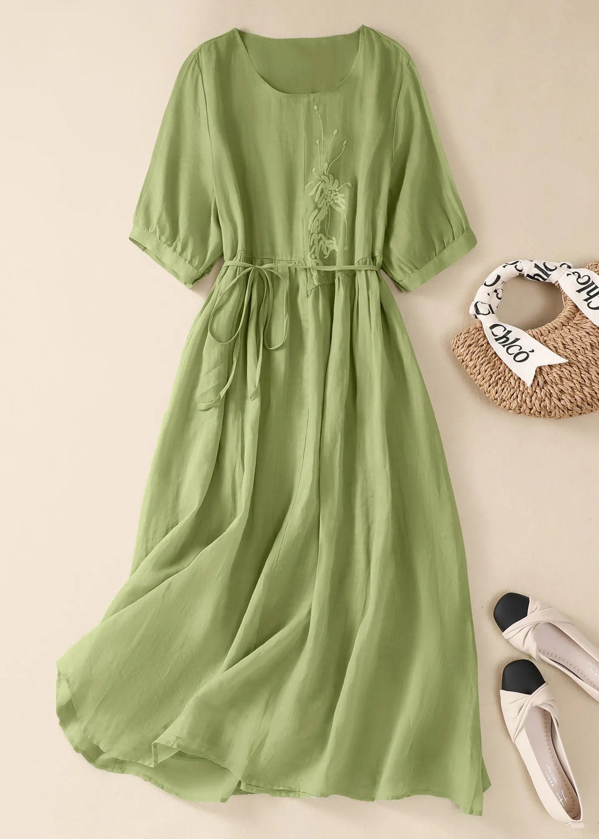 Gracefully Styled Dress for Any Occasion