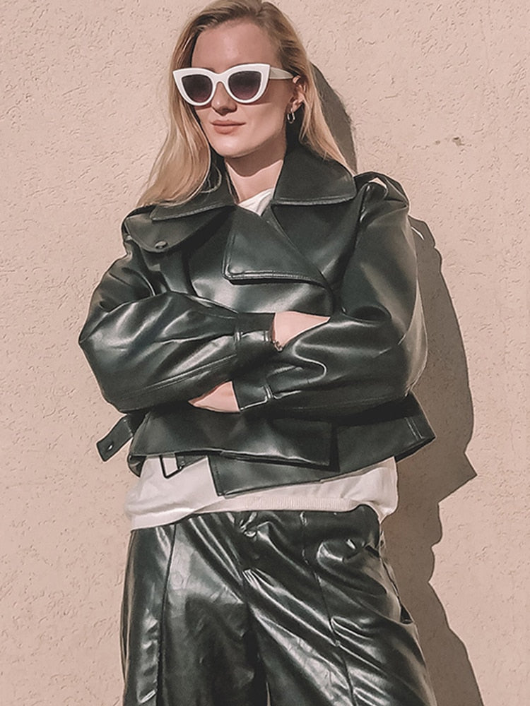 A Vintage Style Coat with Delicate Timeless Details
