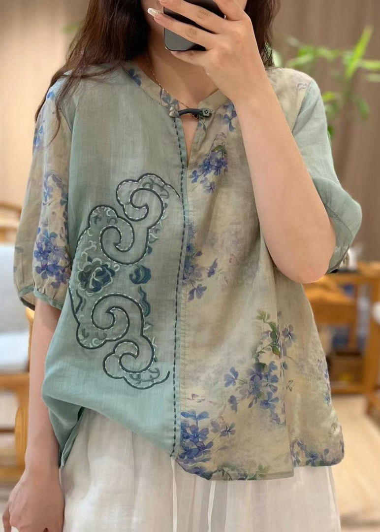 Polished Top with an Effortless Classic Look