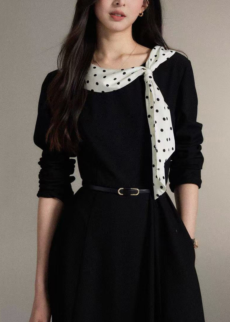 Effortlessly Elegant Dress with a Timeless Design