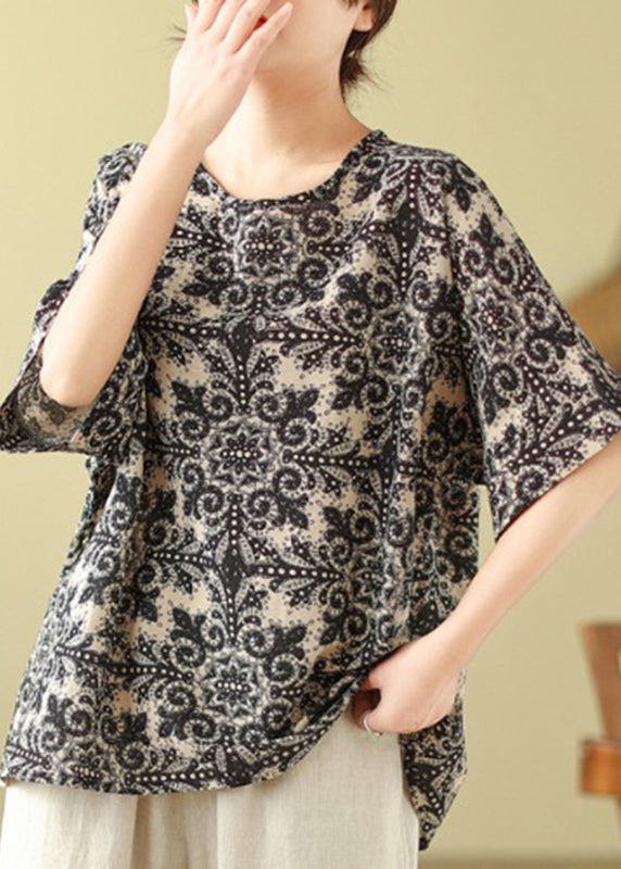 A Vintage Style Top with Delicate Timeless Details