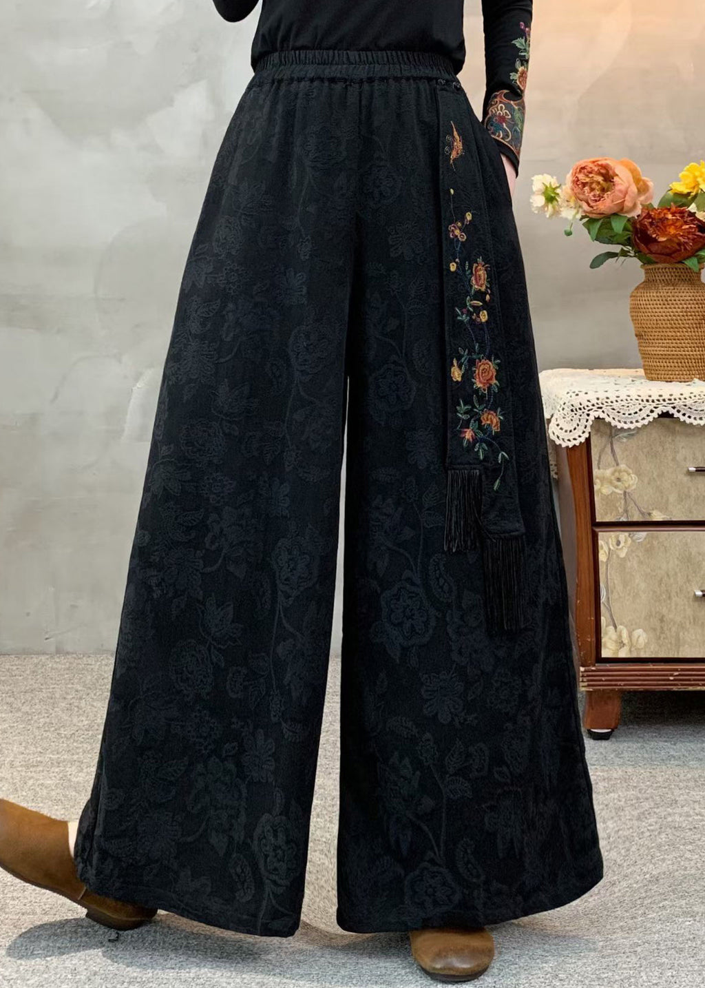 Classic Vintage Pants with a Flattering Fit
