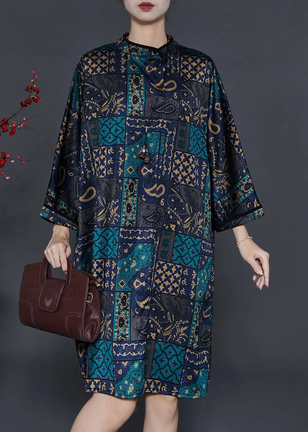 Beautifully Crafted Dress in a Classic Style