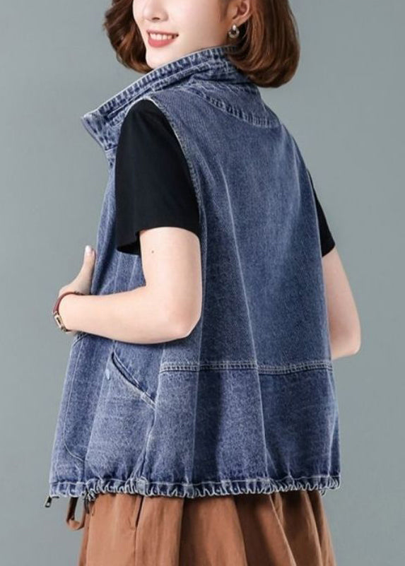 Classic Vintage Coat with a Flattering Fit