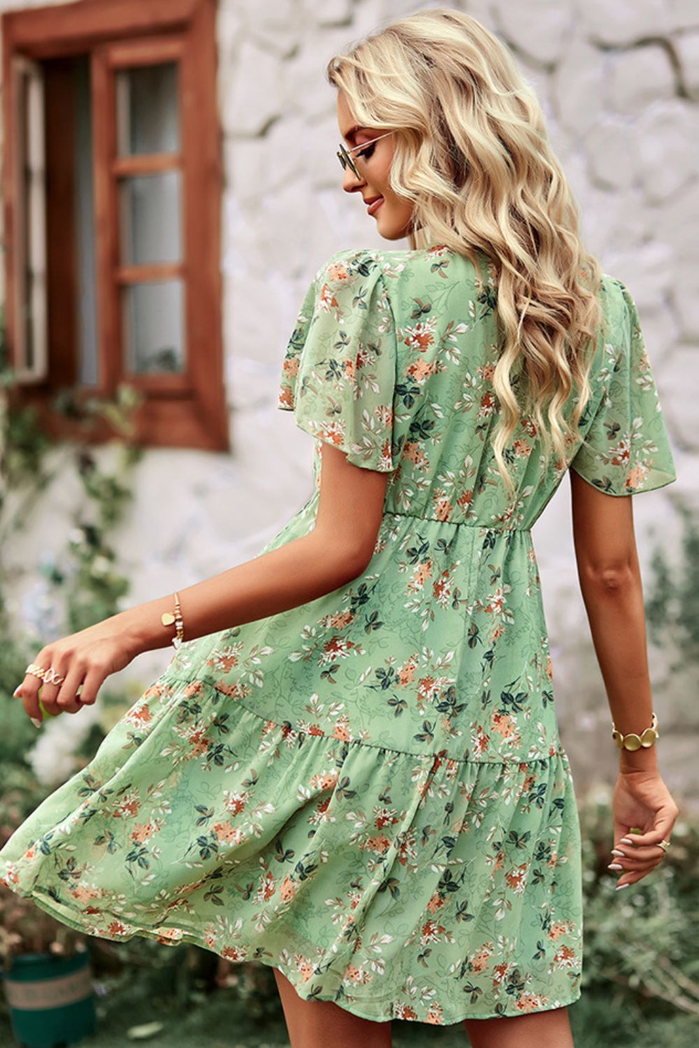 Gracefully Styled Dress for Any Occasion