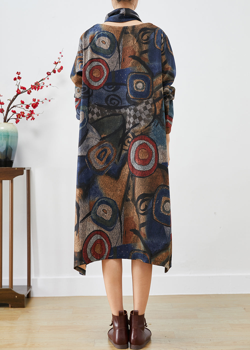 Sophisticated Dress with a Clean Classic Look