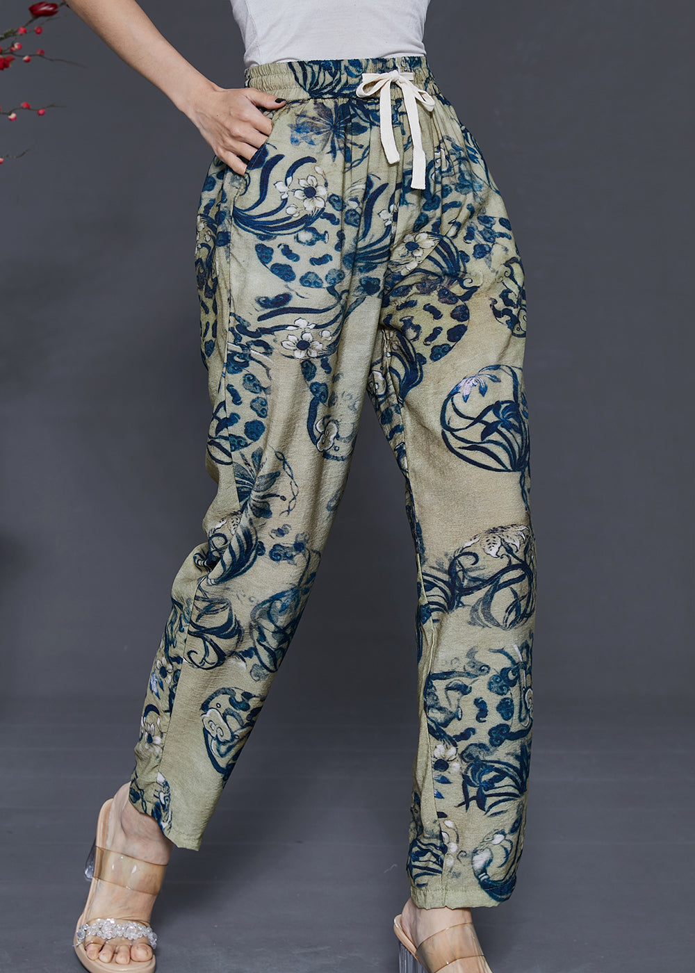 Beautifully Finished Pants in a Timeless Design