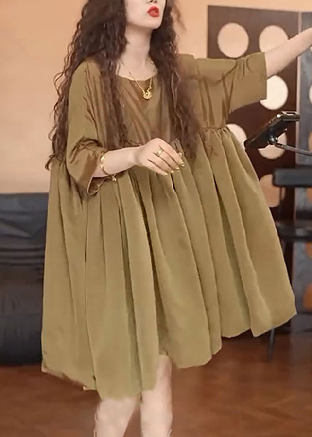 Gracefully Styled Dress for Any Occasion
