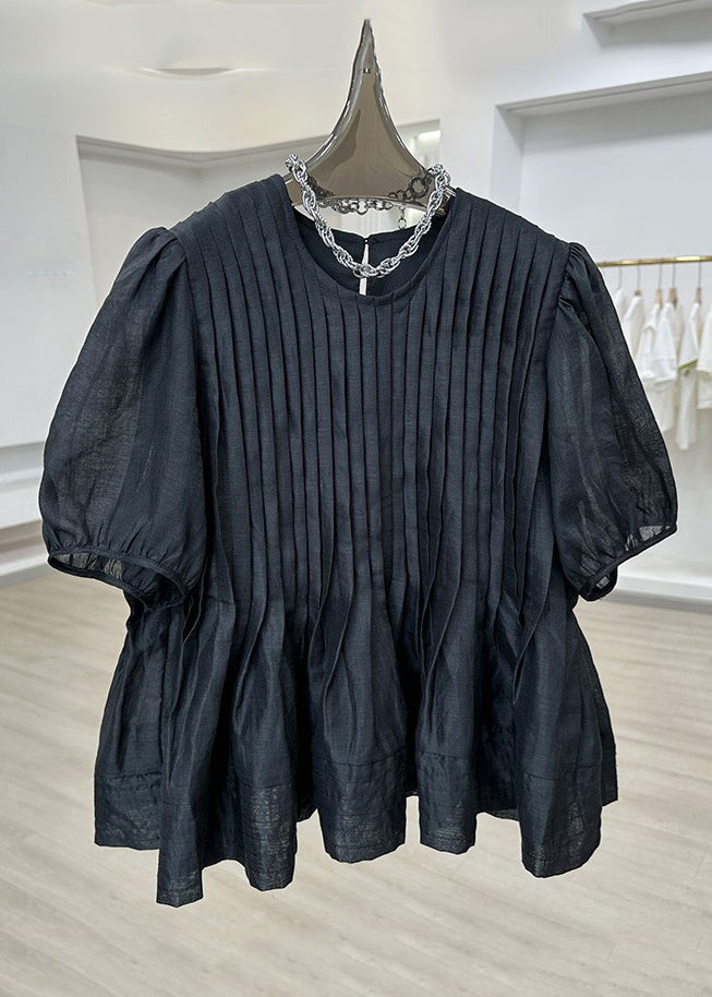 Effortlessly Elegant Top with a Timeless Design