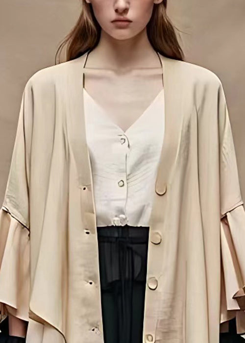 Gracefully Styled Coat for Any Occasion