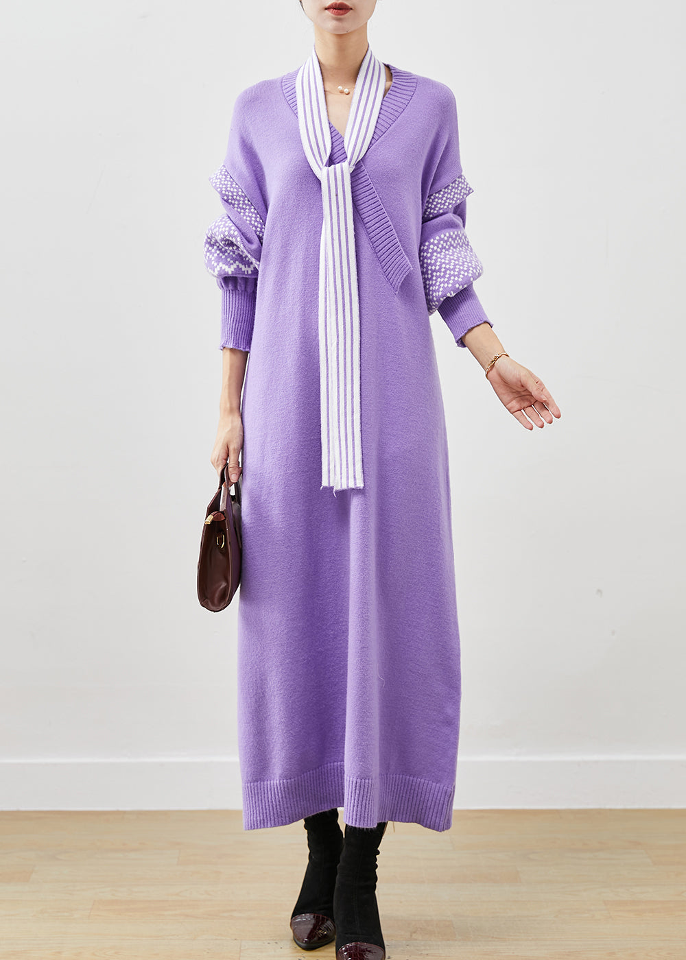 Classic Vintage Sweater with a Flattering Fit