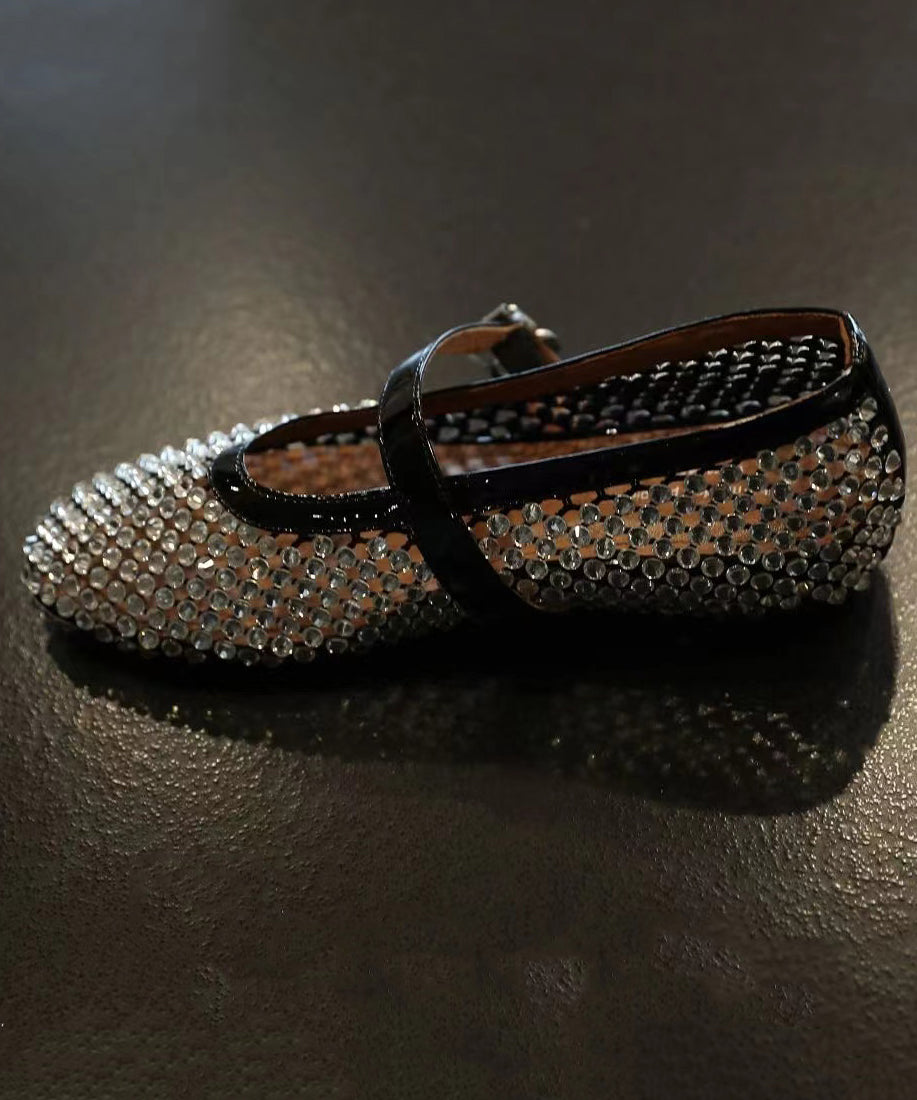 Graceful Orthopedic Sandals for Modern Look