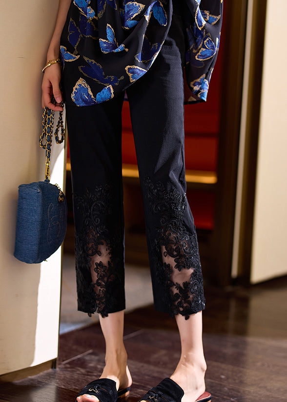 Well Tailored Pants with a Graceful Silhouette