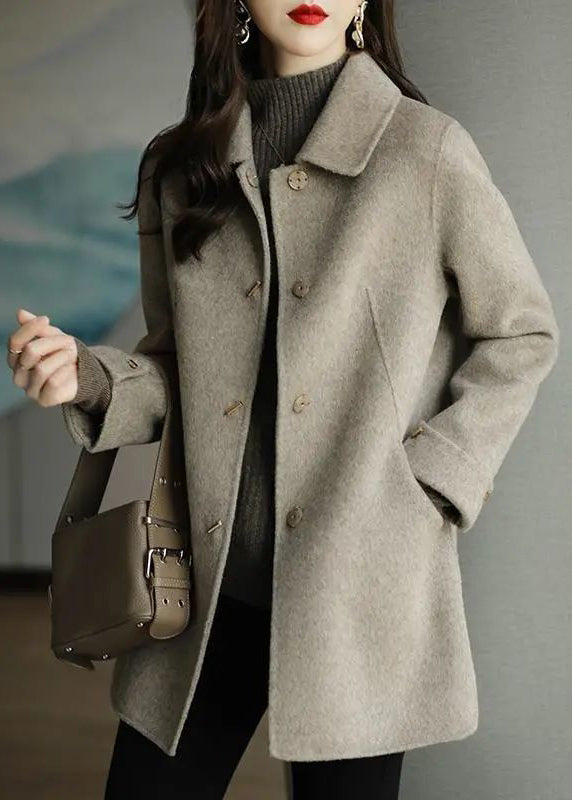 Beautifully Finished Coat in a Timeless Design