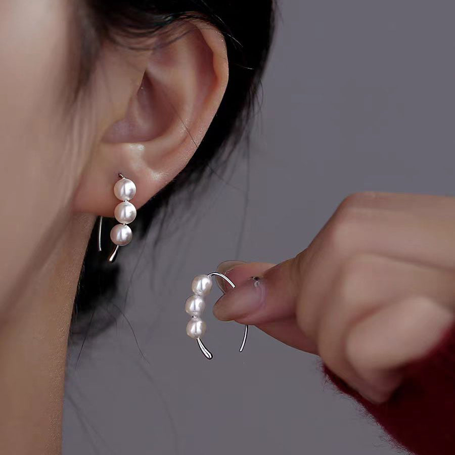 Classic Silver Earring with Timeless Appeal
