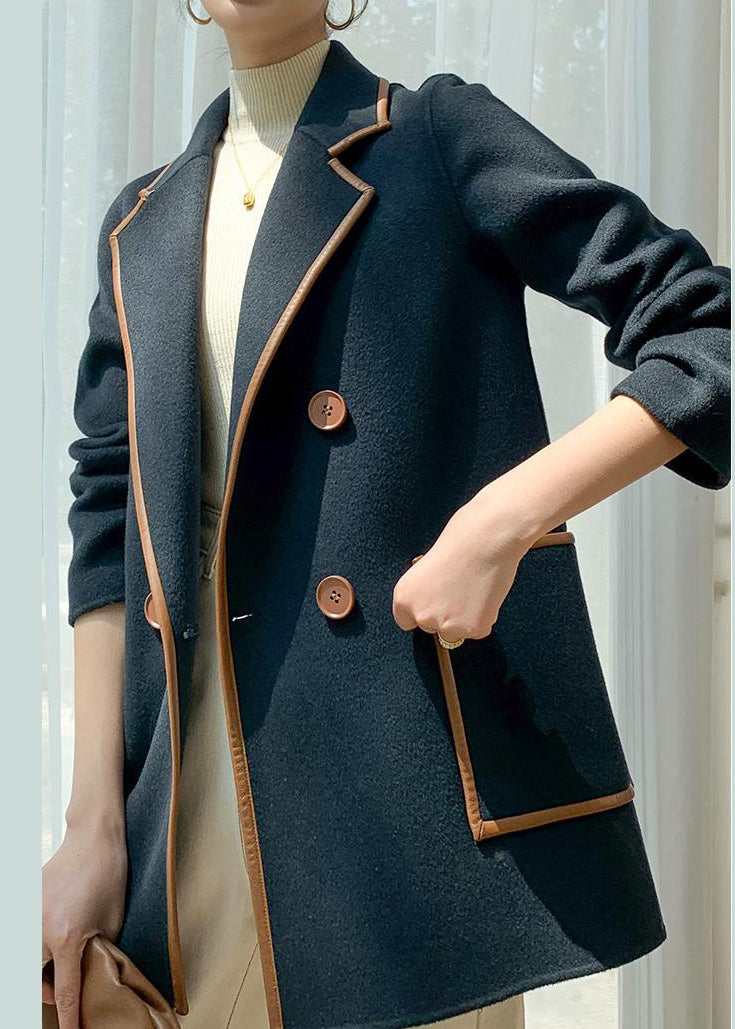 Elegantly Styled Coat for Everyday Wear