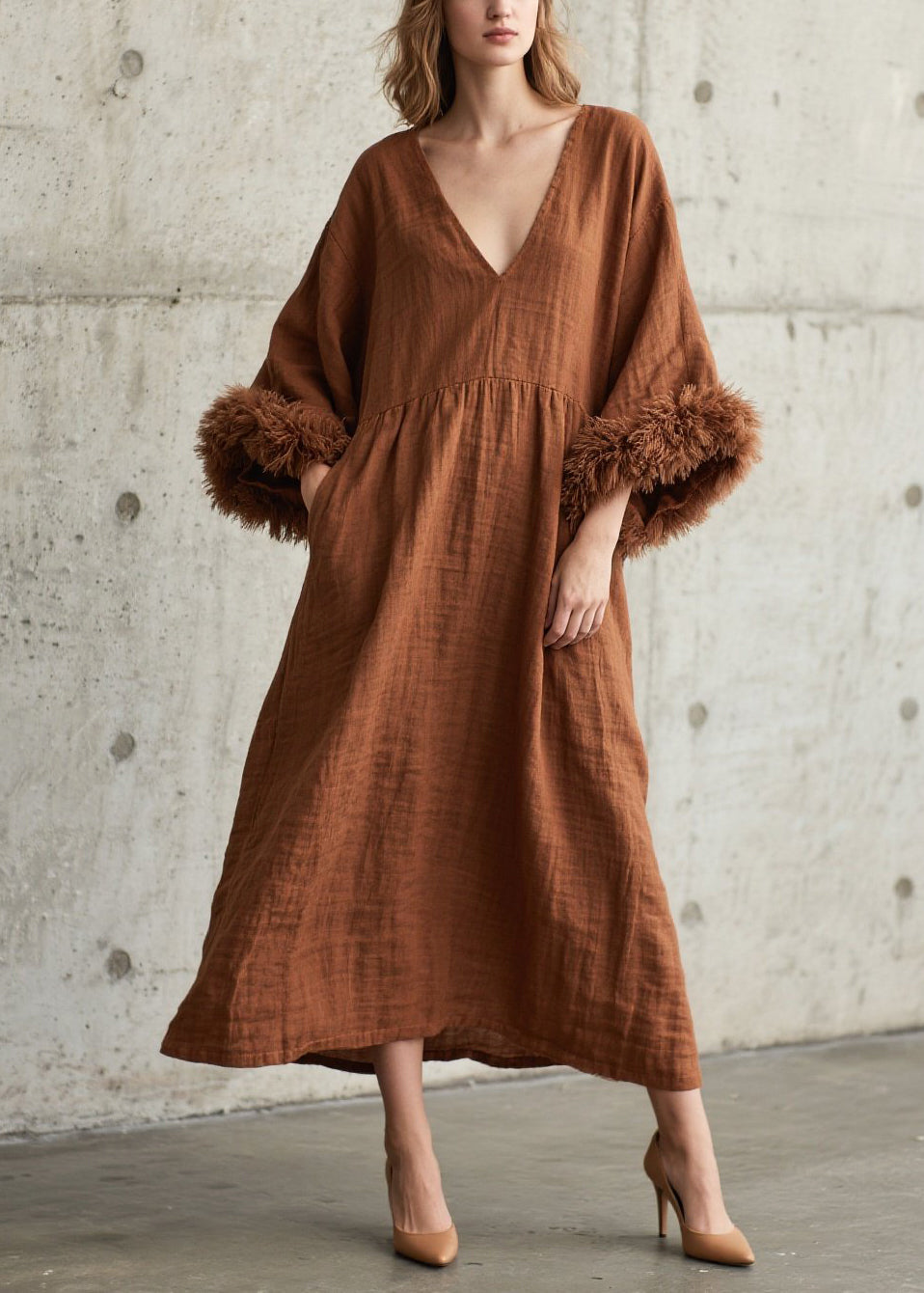 Effortlessly Elegant Dress with a Timeless Design