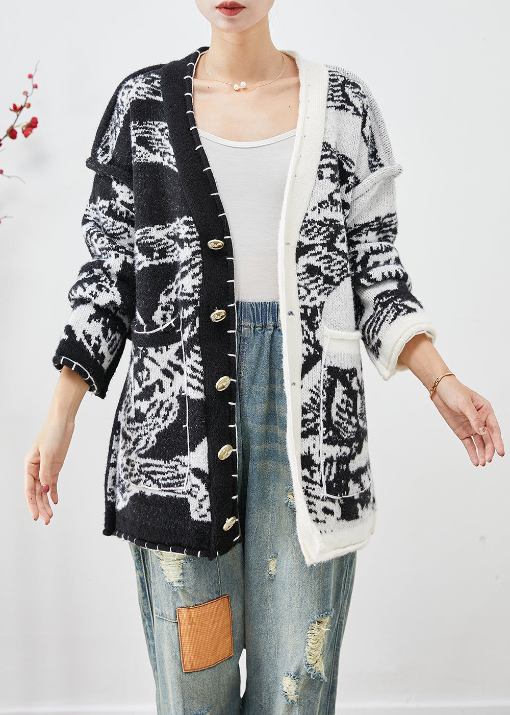Classic Vintage & Enduringly Stylish Cardigan
