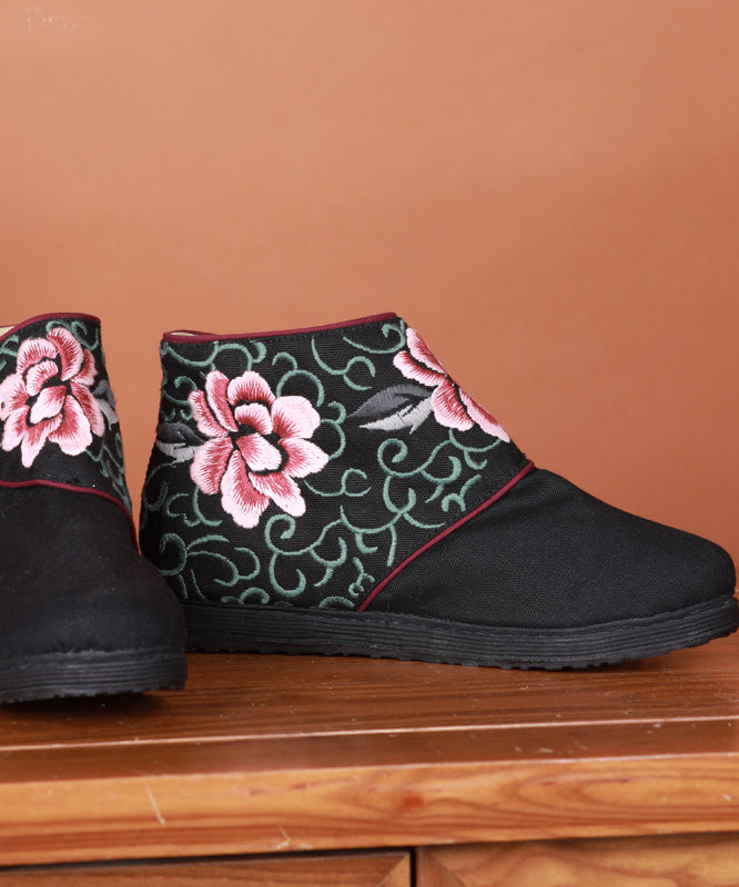 Comfortable Orthopedic Boots for Daily Wear