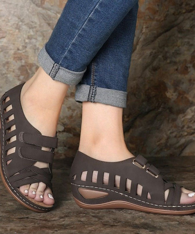 Graceful Orthopedic Sandals for Modern Look