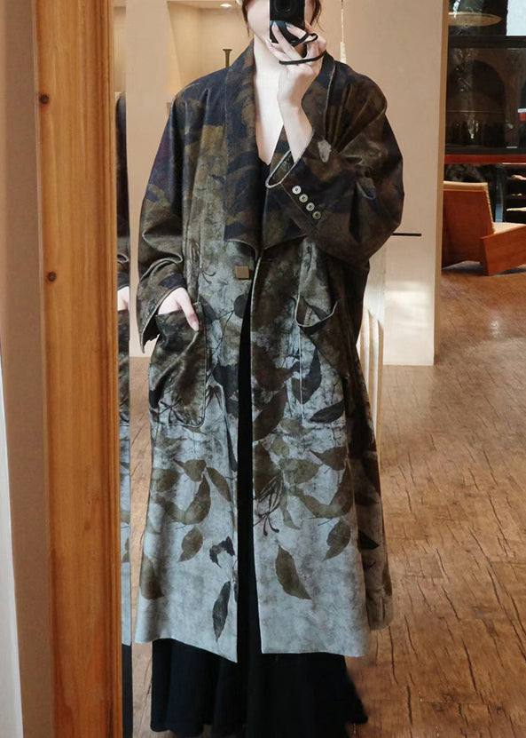 Elegantly Styled Coat for Everyday Wear