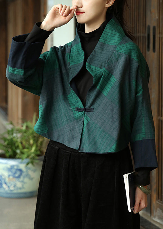 Elegantly Styled Coat for Everyday Wear