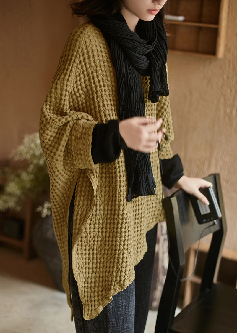 Well Tailored Top with a Graceful Silhouette