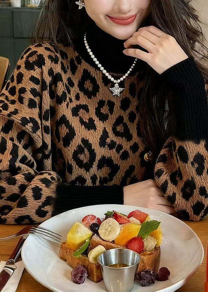 Beautifully Crafted Sweater in a Classic Style