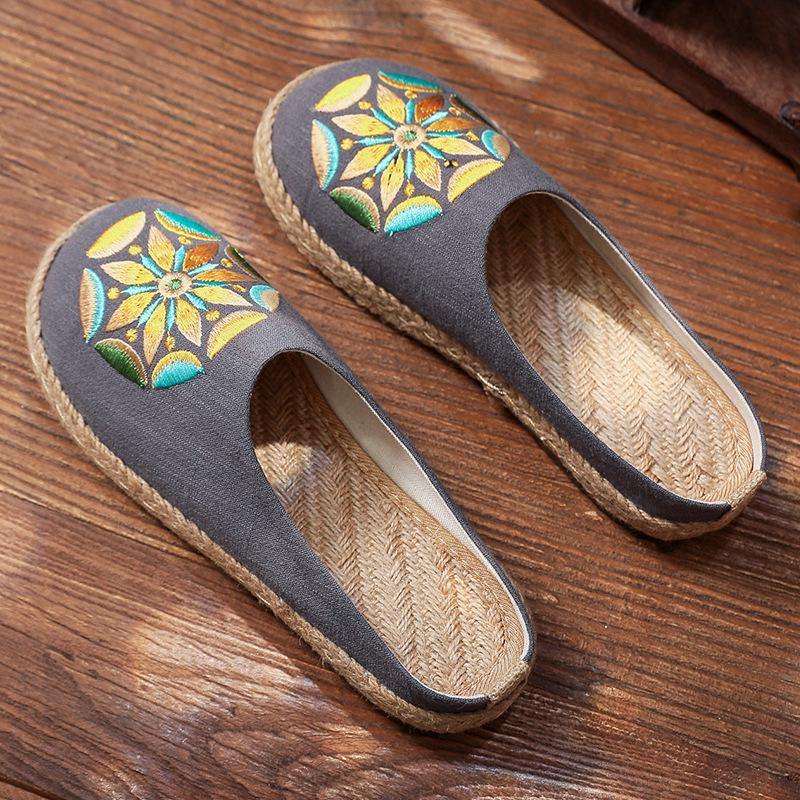 Stylish Orthopedic Slippers for Any Occasion
