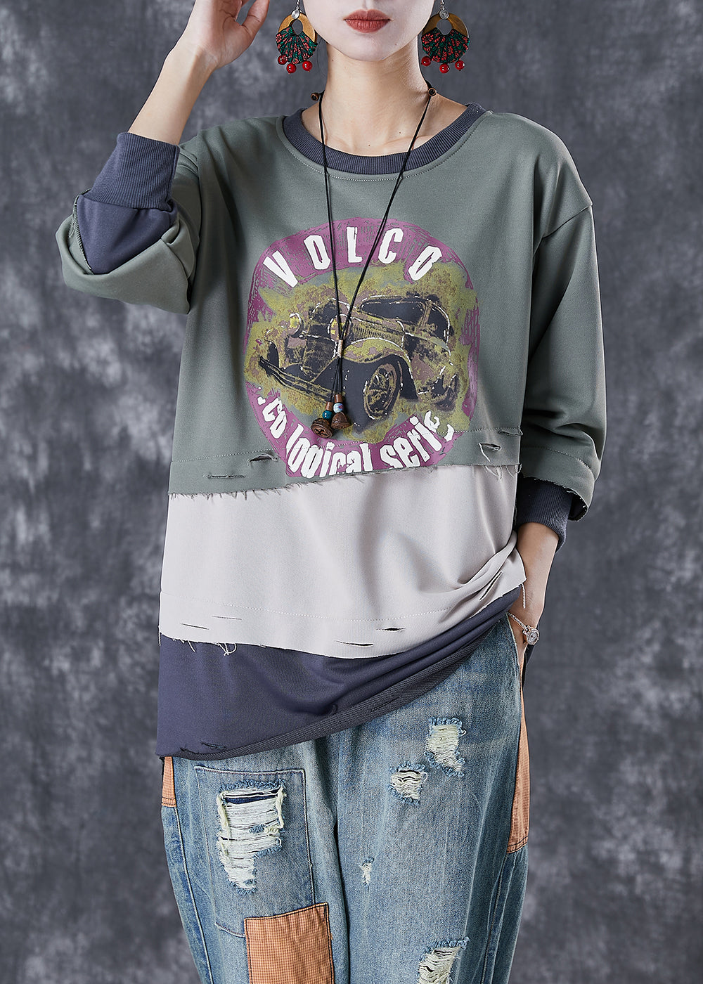 Gracefully Styled Pullover for Any Occasion