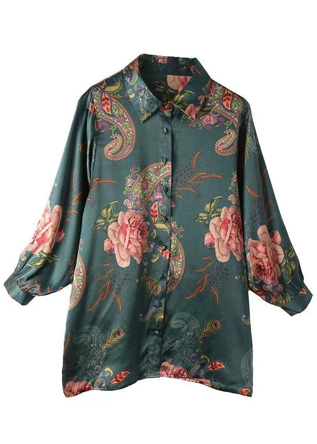 Beautifully Finished Blouse in a Timeless Design