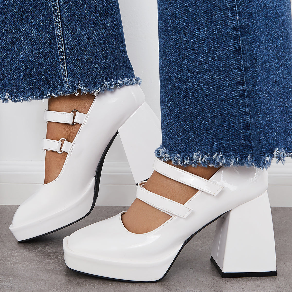 Classic Orthopedic Pumps with Timeless Style