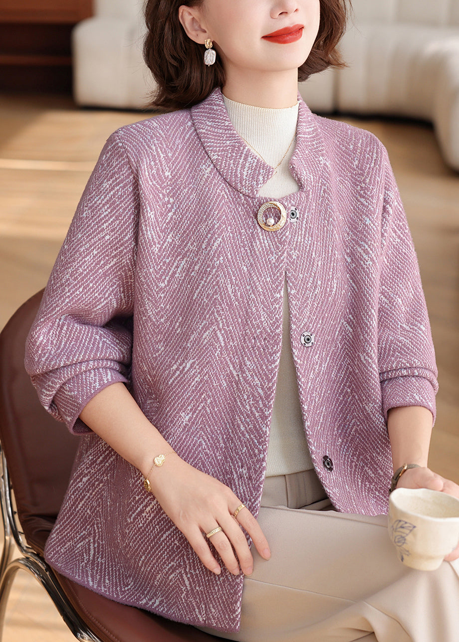 Well Tailored Cardigan with a Graceful Silhouette
