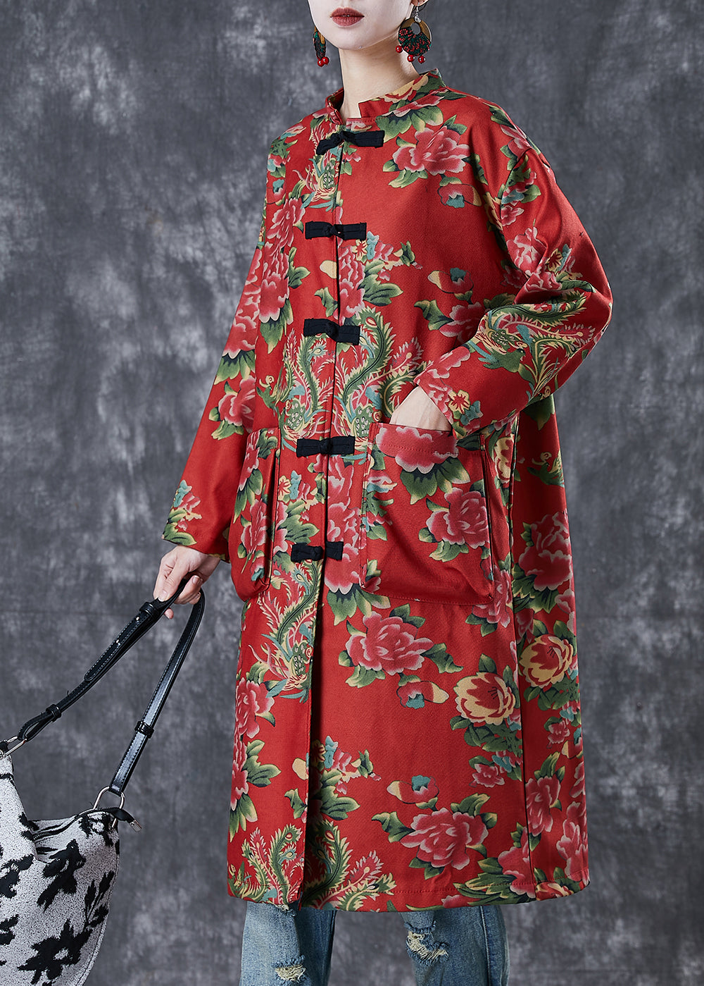 Beautifully Finished Coat in a Timeless Design