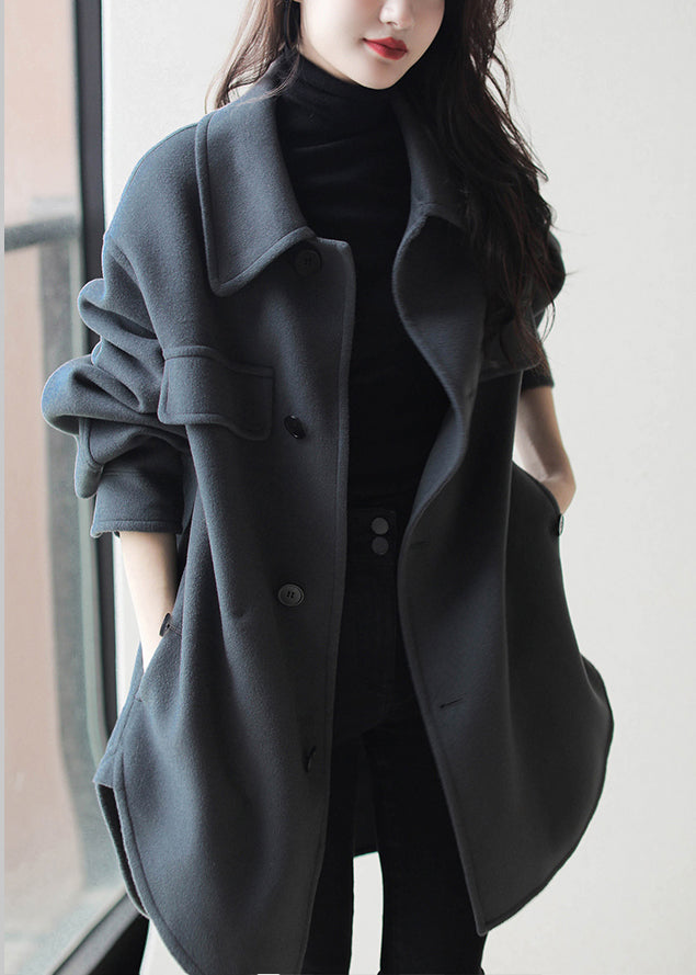 Classic Vintage & Enduringly Stylish Coat