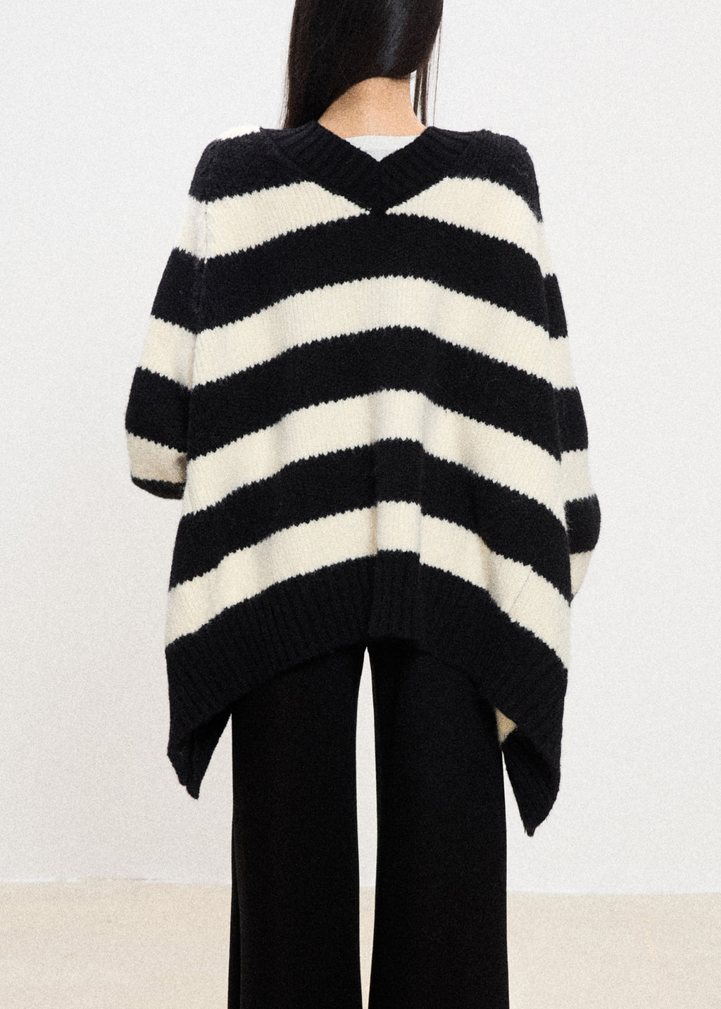 Classic Vintage & Enduringly Stylish Cardigan