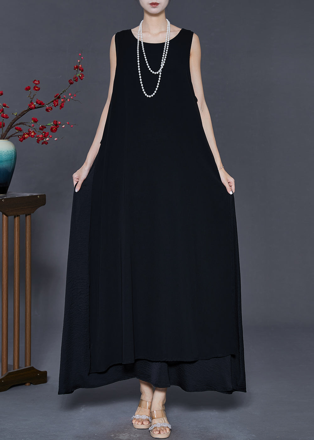 Sophisticated Dress with a Clean Classic Look