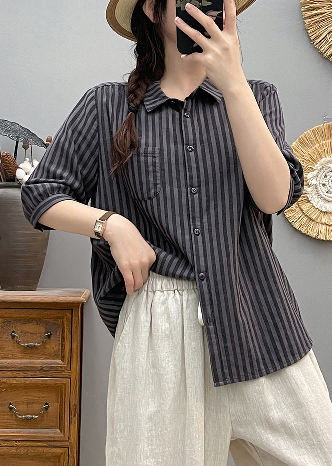 Sophisticated Blouse with a Clean Classic Look