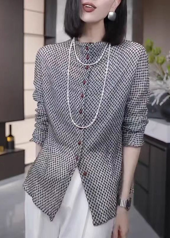 A Vintage Style Top with Delicate Timeless Details